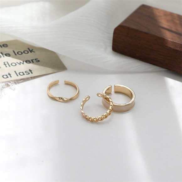 ♠️ NEW Gold and Pink Ring - Set of 3 - Picture 5 of 7